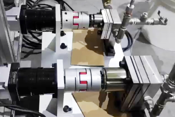 耐受300℃高溫與120巴高壓：精密齒輪計量泵如何成為化工流程的“定海神針”？